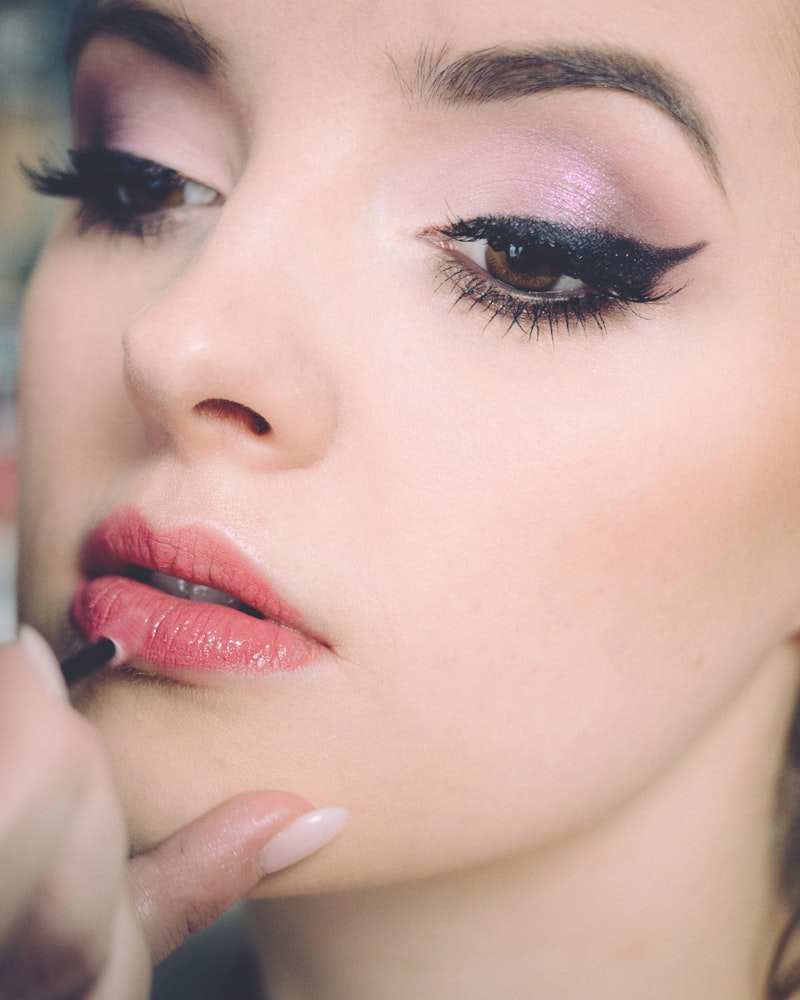 Ambika Kapoor - Professional Makeup Artist in Srinagar